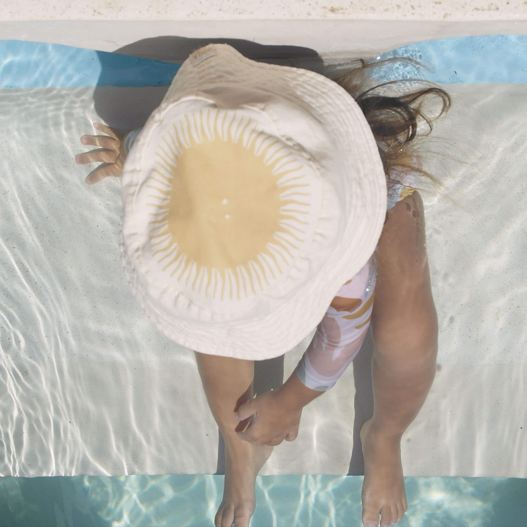 Kids-organic-cotton-reversible-bucket-hat.jpg
