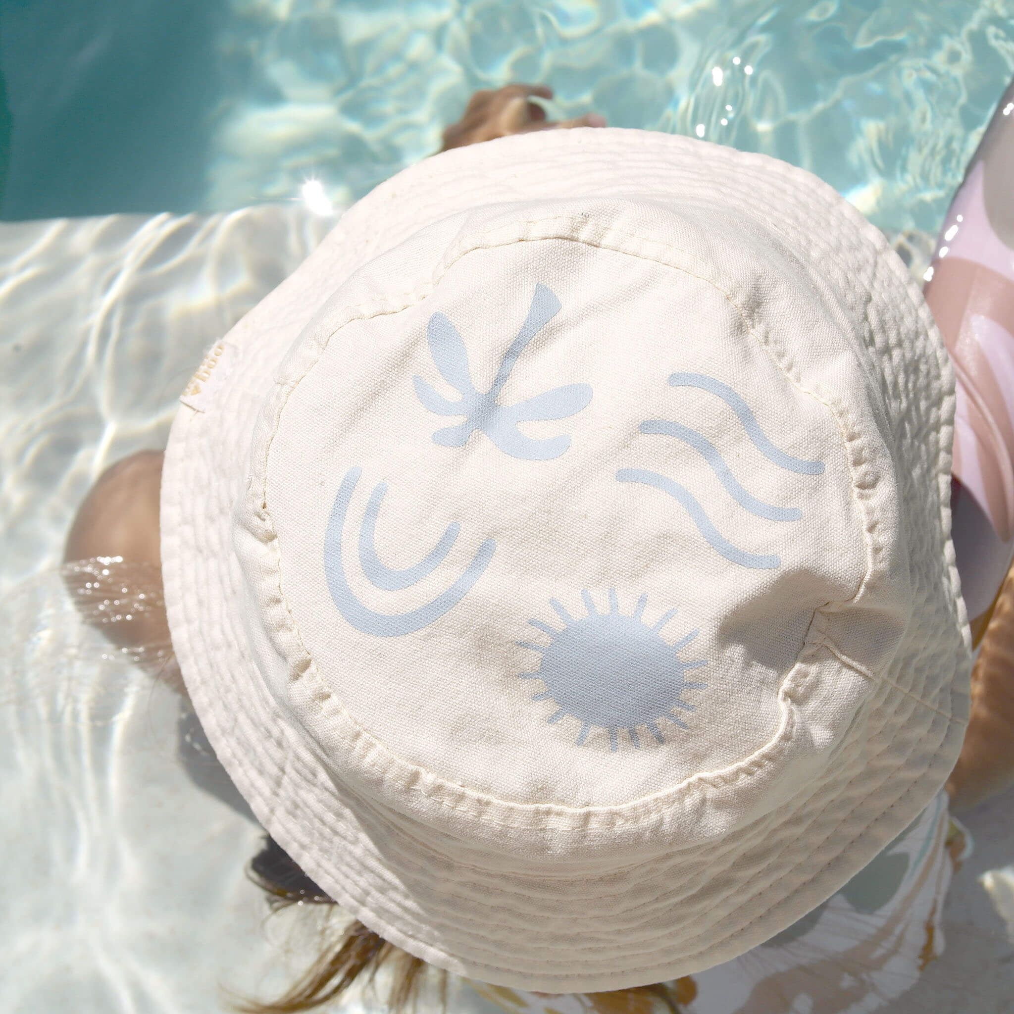 reversible organic cotton bucket hat for babies and kids