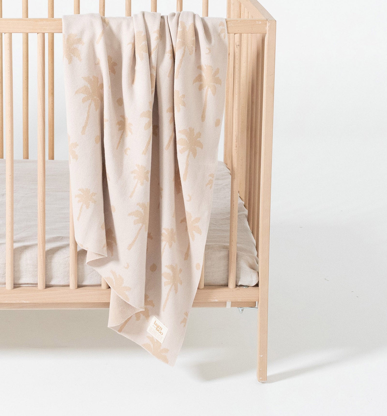 Organic Cotton blanket with Palm tree jacquard by Bam Loves Boo