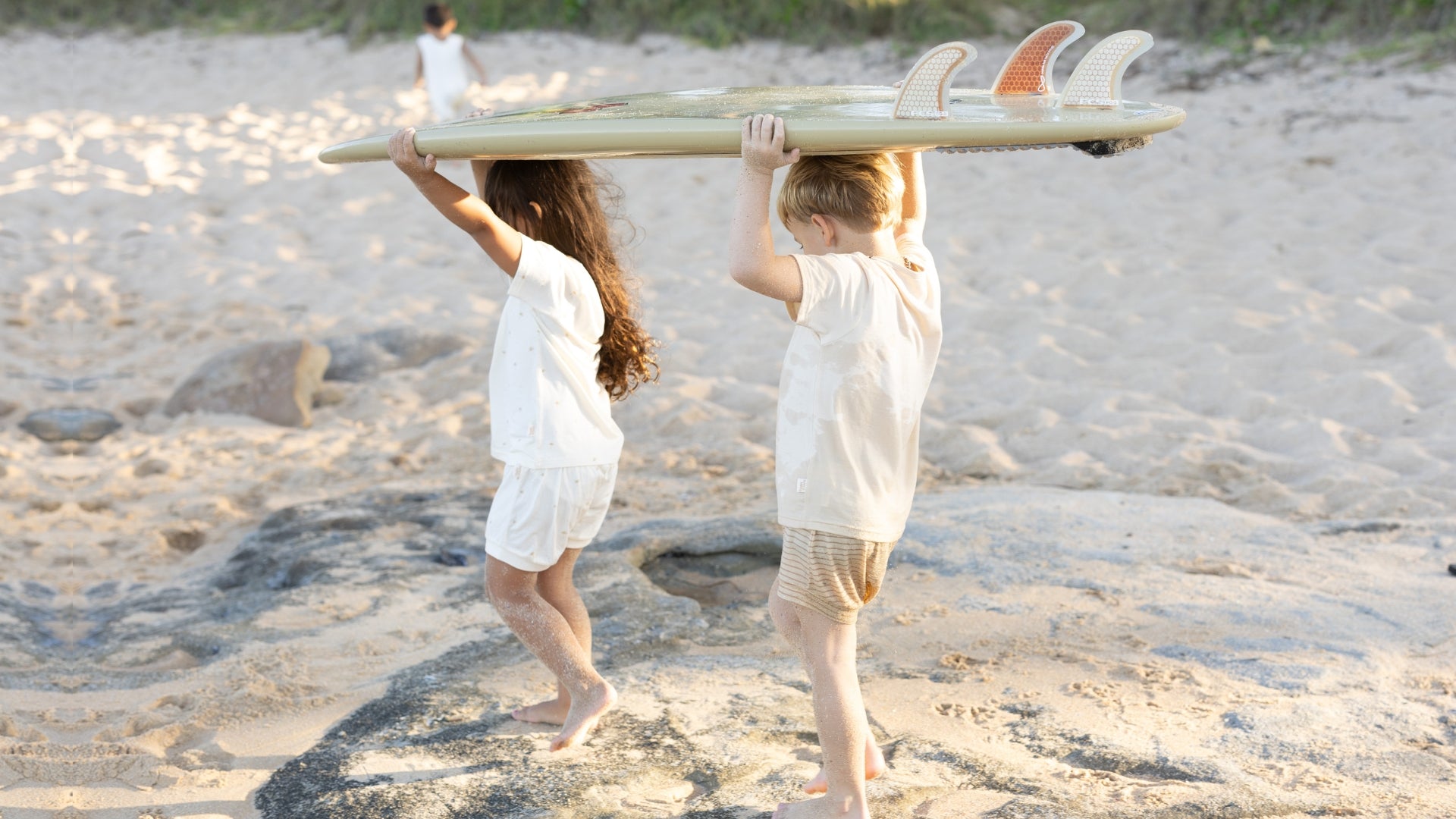 Bam_love_boo_bamboo_kids_clothes_gender_neutral.jpg