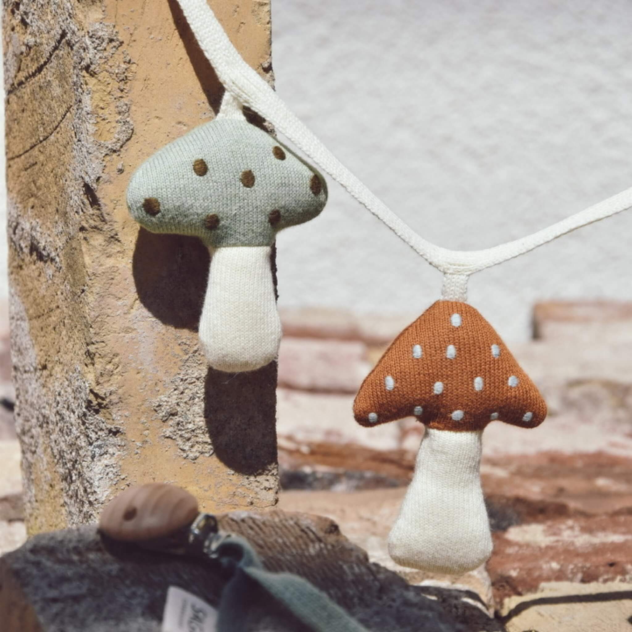 Pram Chain  Mushrooms - Saga Copenhagen