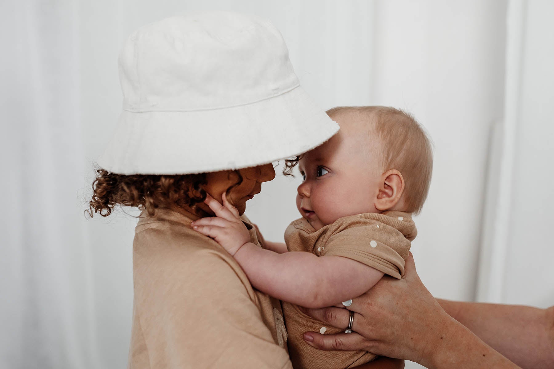Reversible Cream Bucket Hat. Bamboo and Organic cotton by Bam Loves Boo