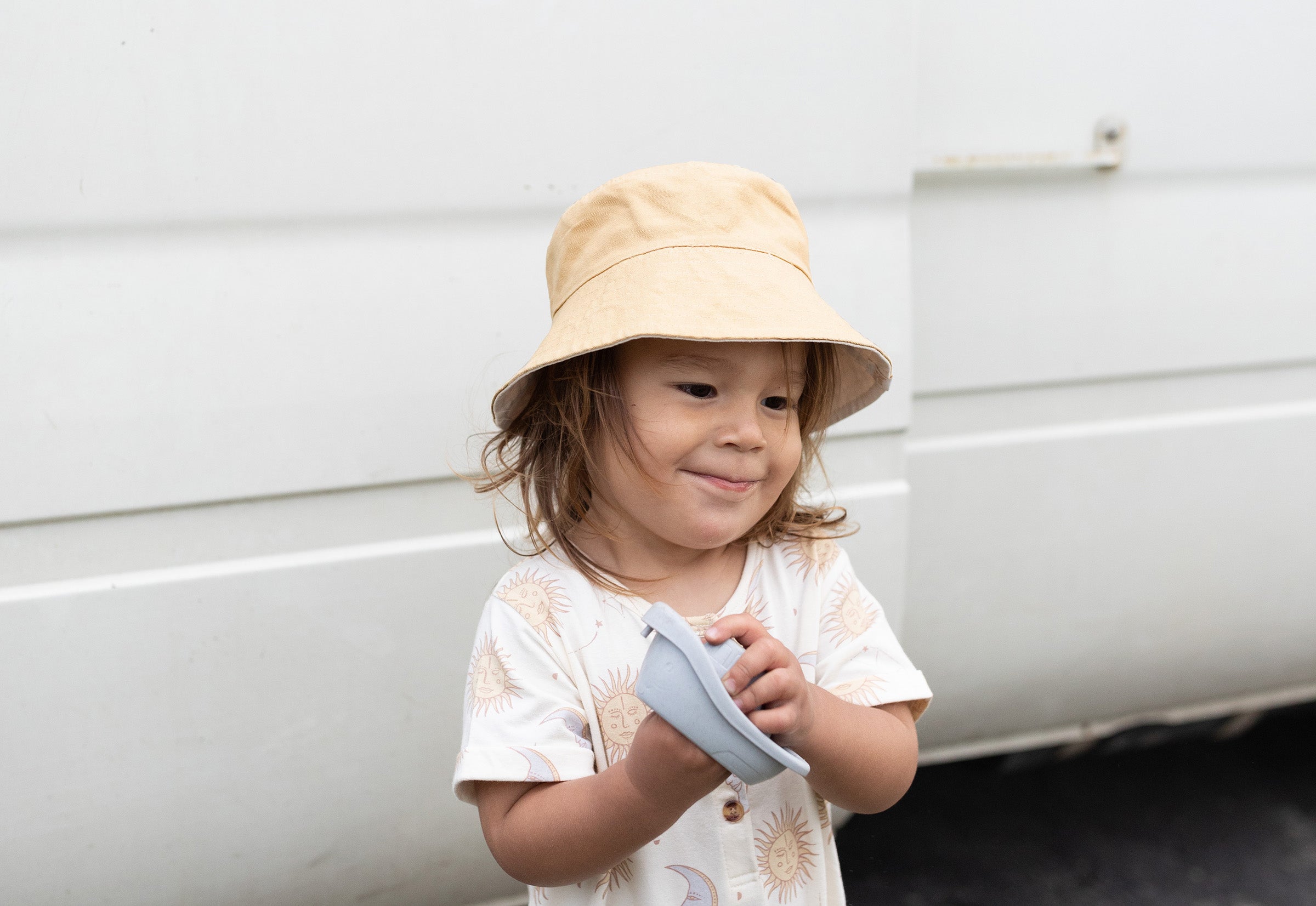 reversible organic cotton bucket hat for babies and kids